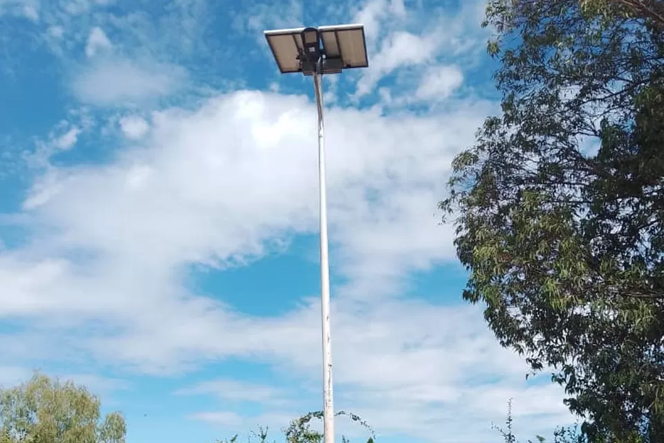 Proyekto sa Peripheral Road ng Abuja Airport | International OEM Kaso ng Smart Solar Street Lights