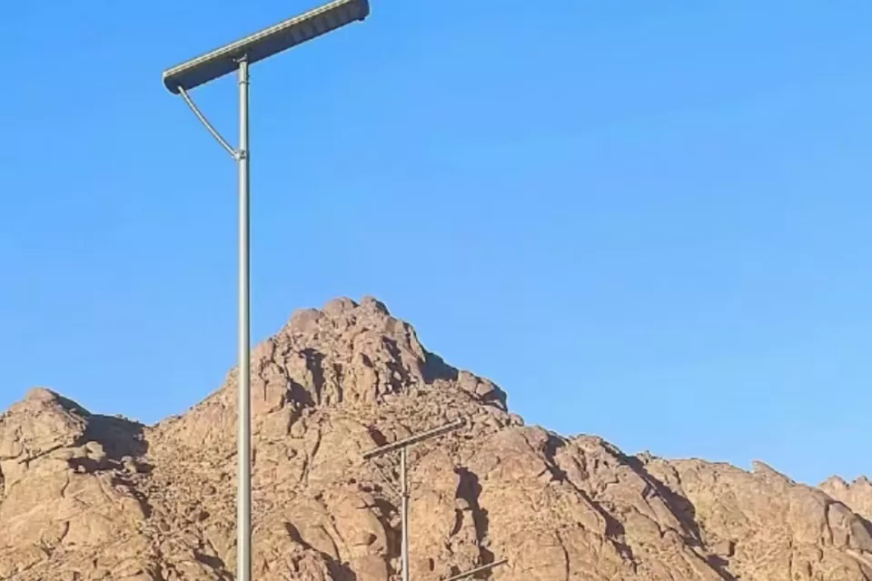 Lalawigan ng Guizhou Rural Revitalization Comprehensive Lighting Project | Solar Street Light OEM Cooperation Kaso